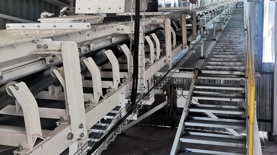 凯瑞塔比回收锌厂输送机原料系统处理、供应和安装项目